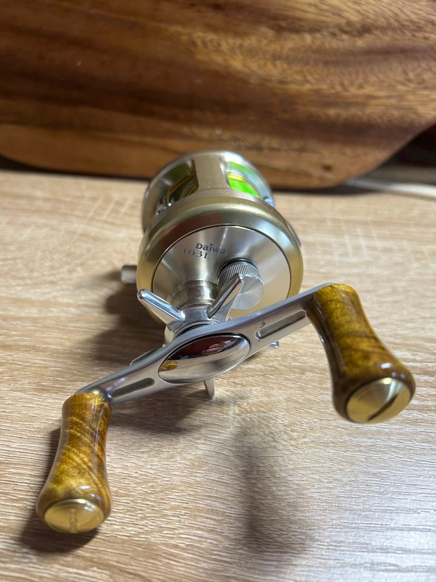 中古 ダイワ ミリオネア CV-Z 103L 外部調整ダイヤル 103予備 中古 ダイワ ミリオネア CV-Z 103L 外部調整ダイヤル 103予備