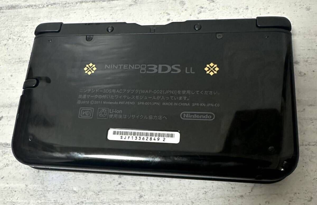 ■ Nintendo3DSLL ■ ニンテンドー3DSLL モンスターハンター4 ゴア・マガラブラック HORI ハンティングギア ゲーム 動作良好品_画像3