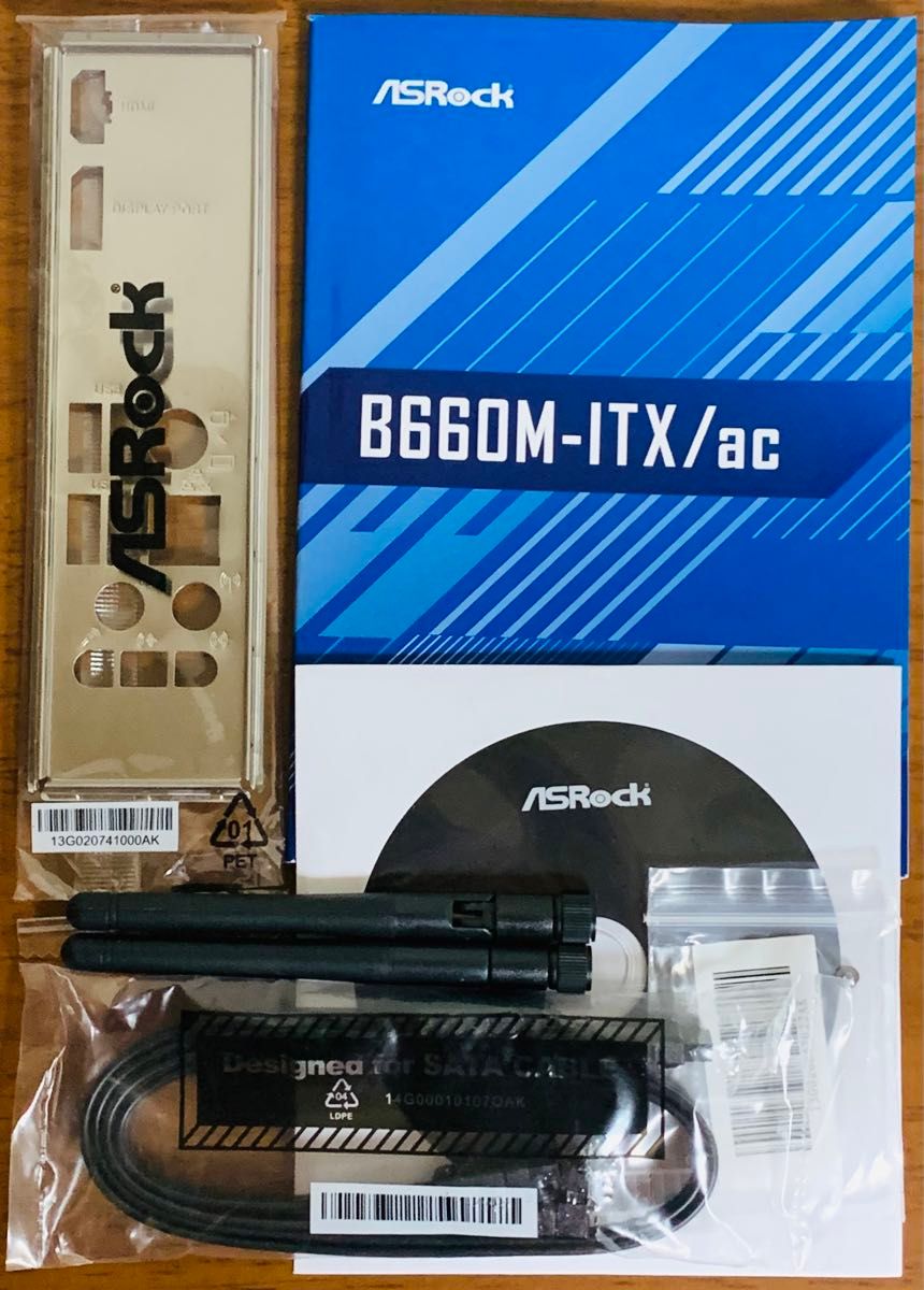 ASRock B660M-ITX/ac Mini-ITX AM4 マザーボード