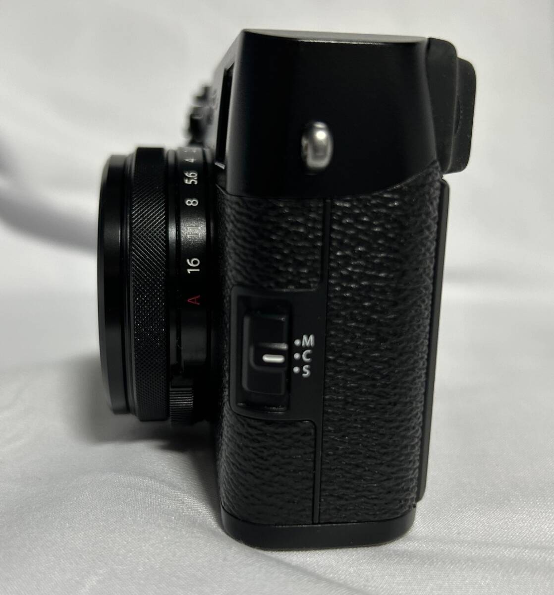 【美品】FUJIFILM X100F （ブラック）24.3MP 元箱付　富士フィルム_画像4