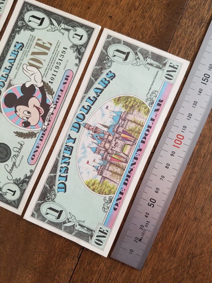 当時物 レア 90s DISNEY DOLLARS ディズニー ダラー 1ドル 紙幣 4枚 セット 1990 1991 MICKEY ミッキー マウス ビンテージ レトロ グッズ _画像2