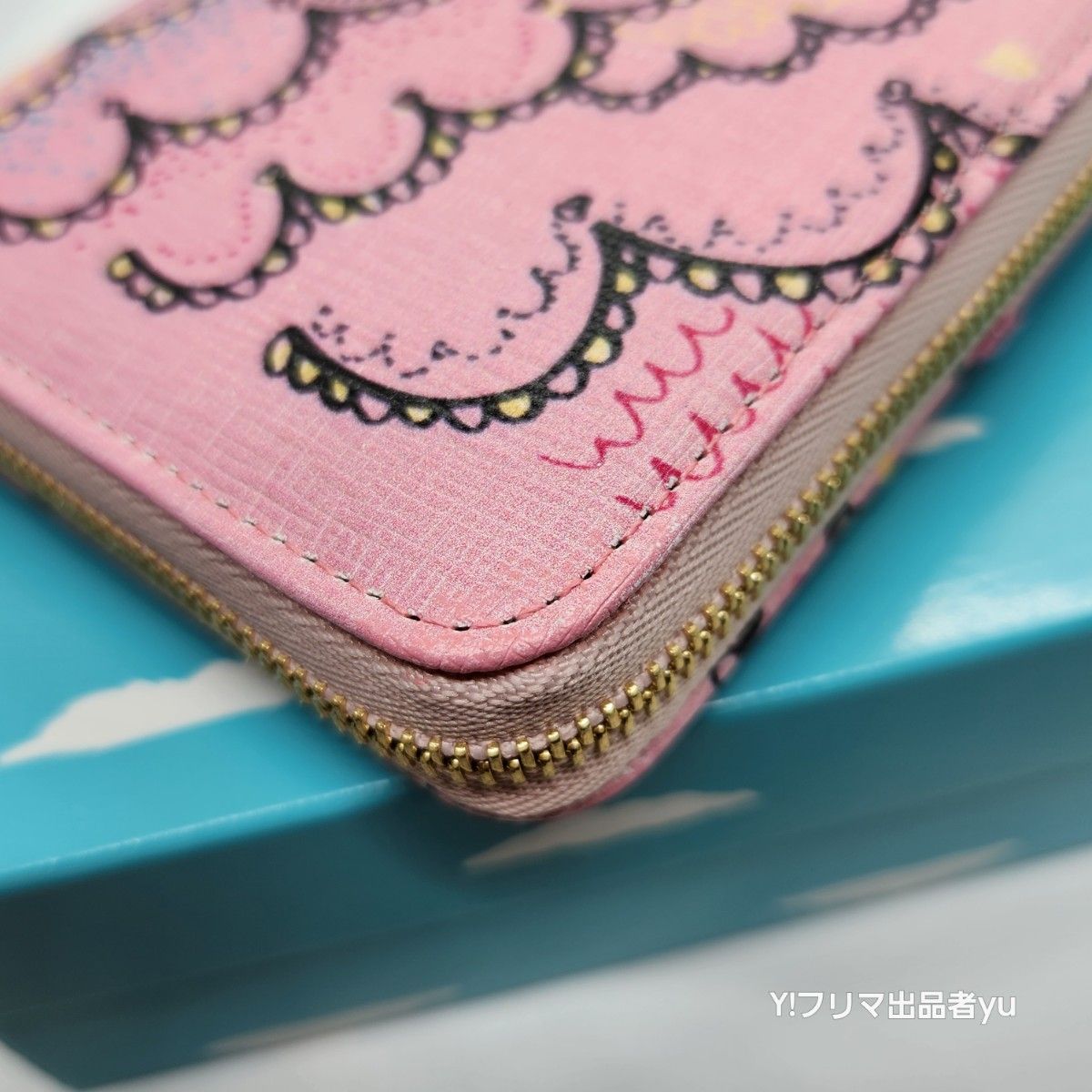 新品  ツモリチサトキャリー tsumorichisato ラウンド ファスナー 長財布  スカラップ ピンク 未使用