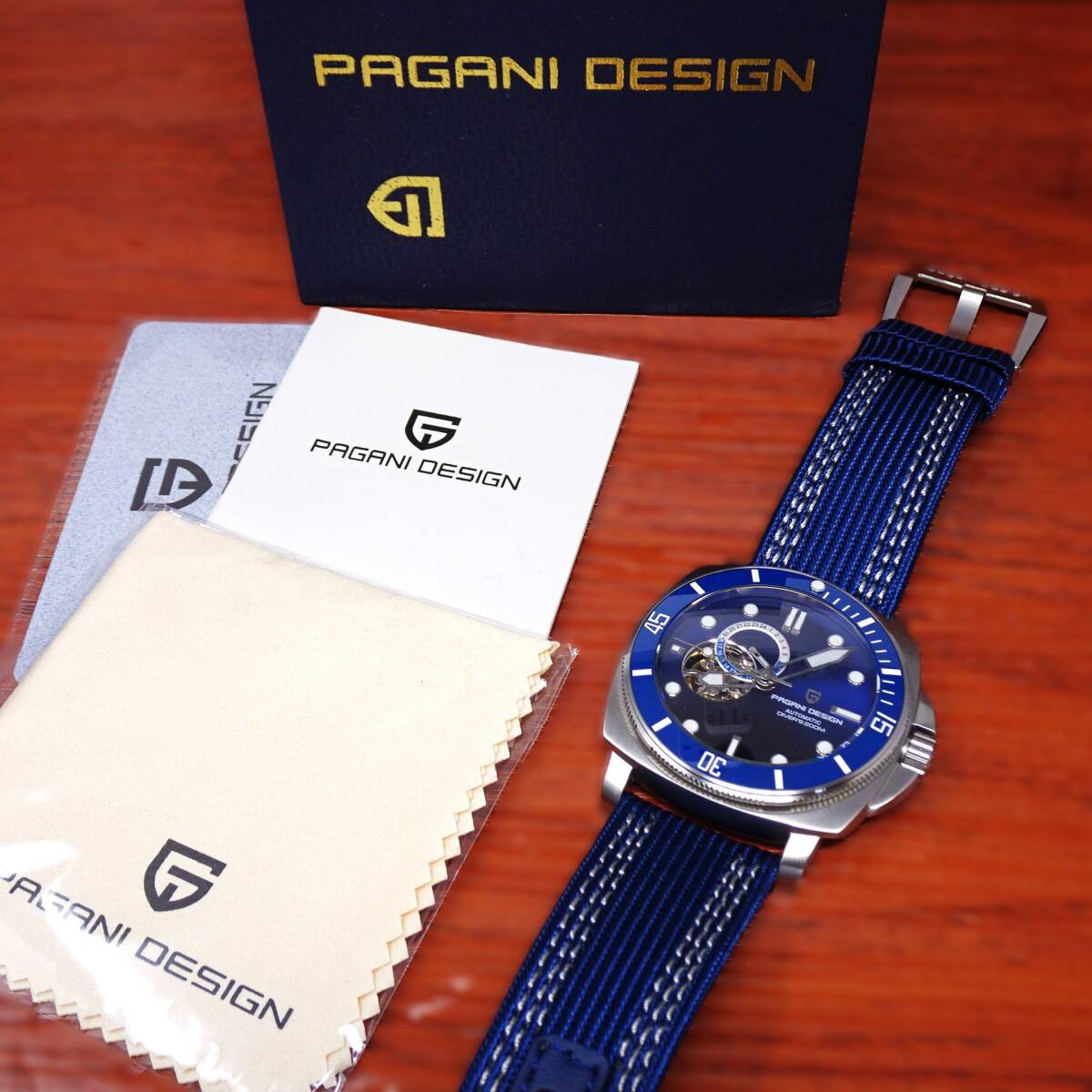 送料無料・新品・ パガーニデザイン PAGANI DESIGN 機械式・NH39Ａ・オープンハート・オマージュウォッチ・サファイア・PD-1736・ブルーの画像7