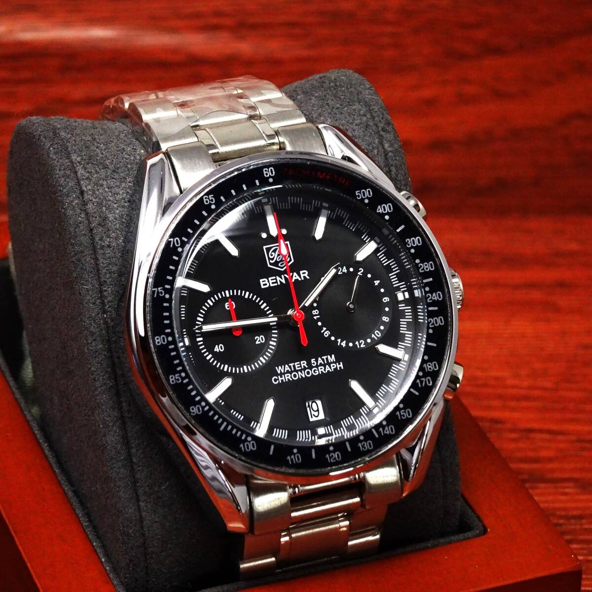 送料無料・新品・BENYARブランド・メンズ・クロノグラフ・24時間、カレンダー表示・クオーツ式腕時計・フルメタルスポーツモデル_画像1