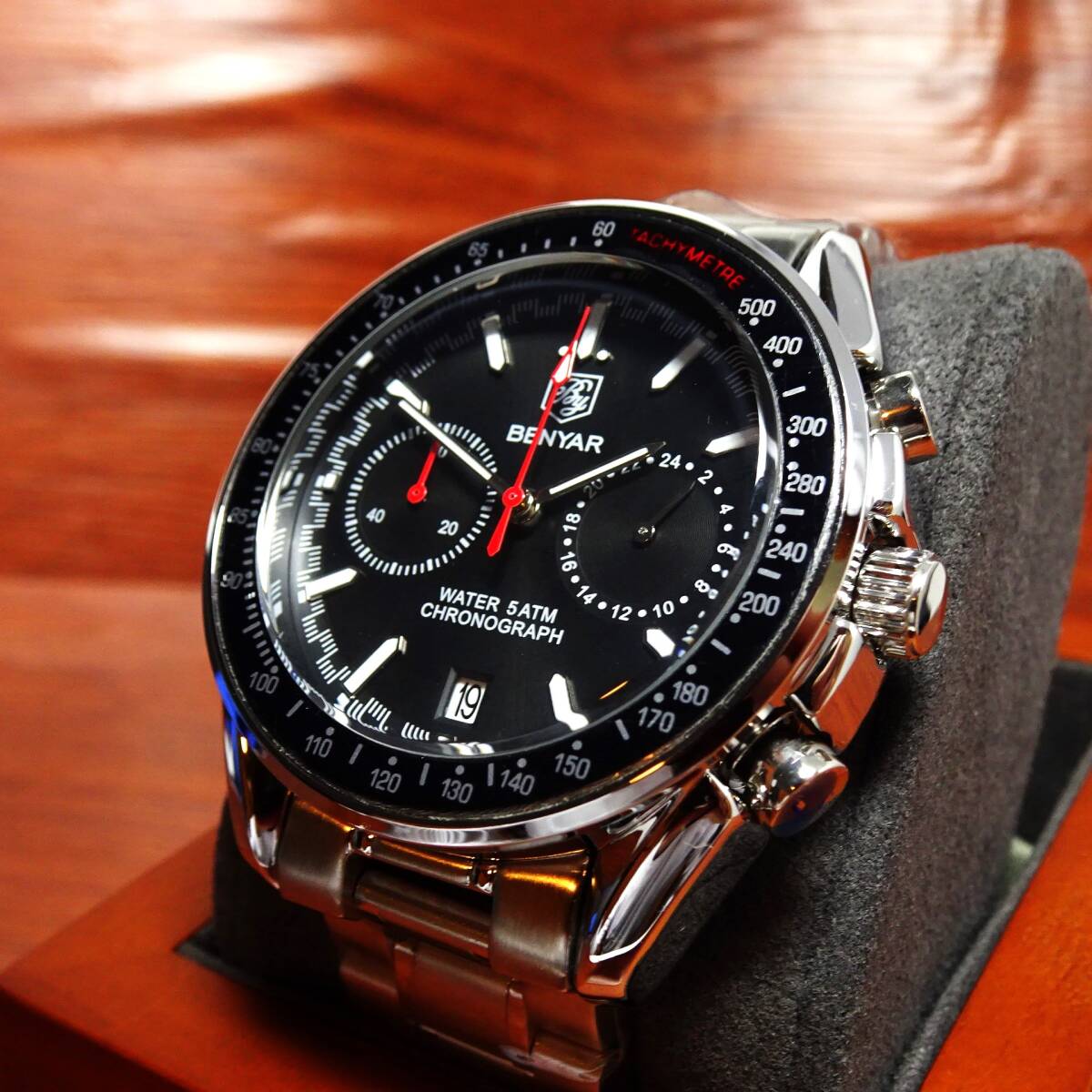 送料無料・新品・BENYARブランド・メンズ・クロノグラフ・24時間、カレンダー表示・クオーツ式腕時計・フルメタルスポーツモデル_画像3