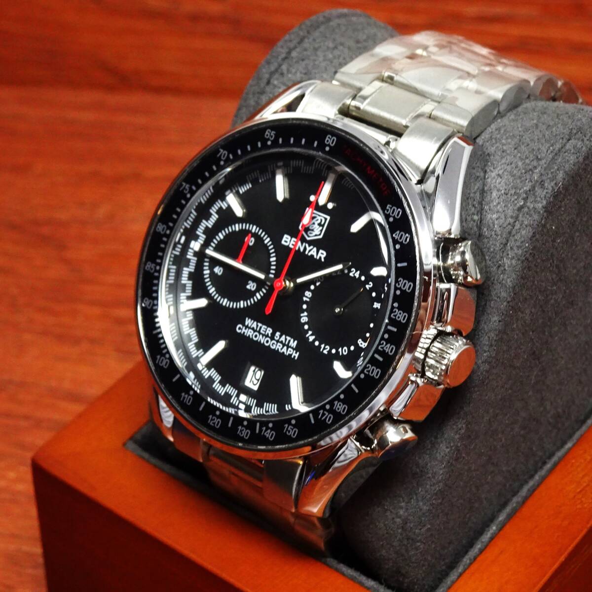 送料無料・新品・BENYARブランド・メンズ・クロノグラフ・24時間、カレンダー表示・クオーツ式腕時計・フルメタルスポーツモデルの画像9