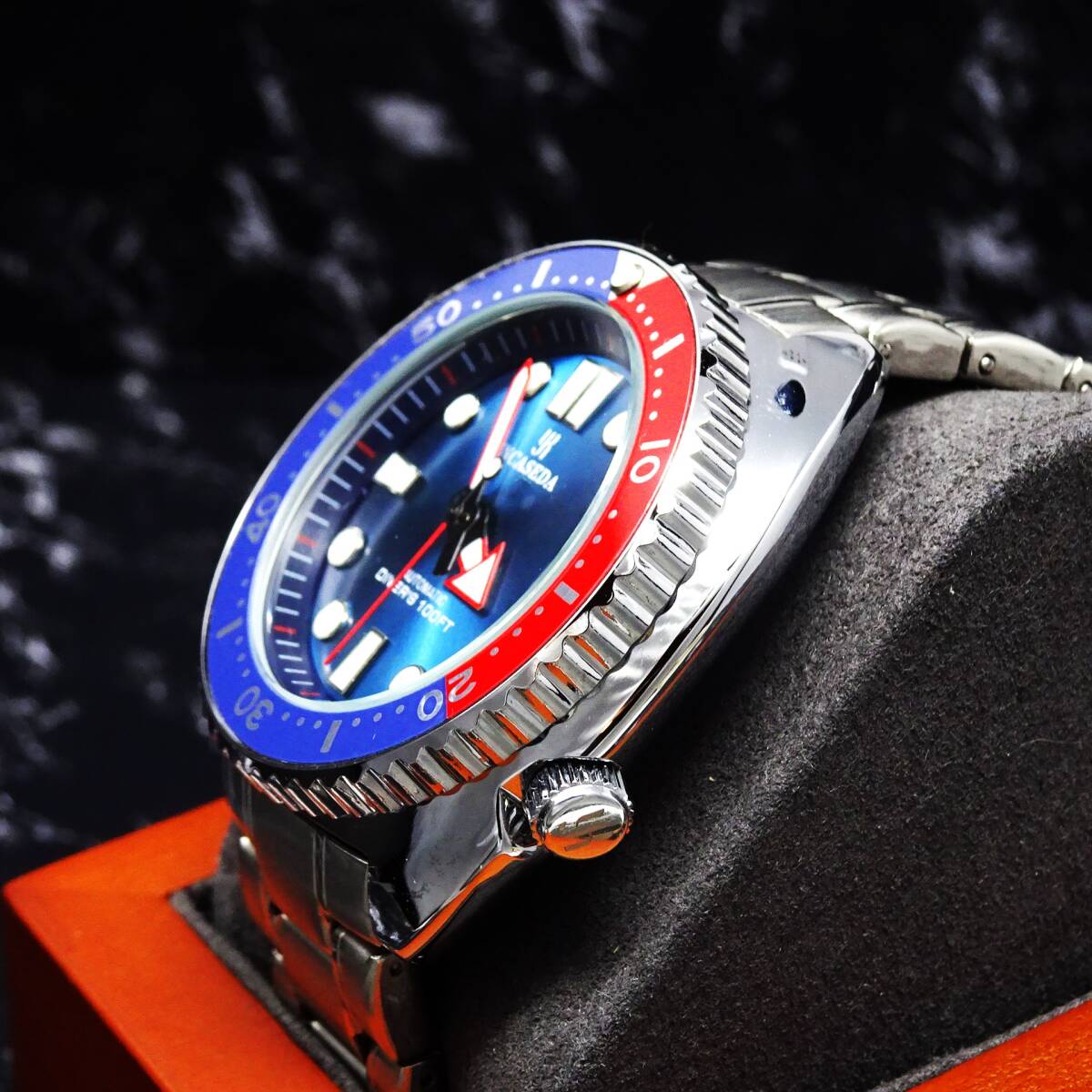 送料無料〓新品〓INCASEDAブランド〓３針カレンダー機械式オマージュウオッチ腕時計・ペプシベゼル・フルメタルモデル・アワビデザインの画像5