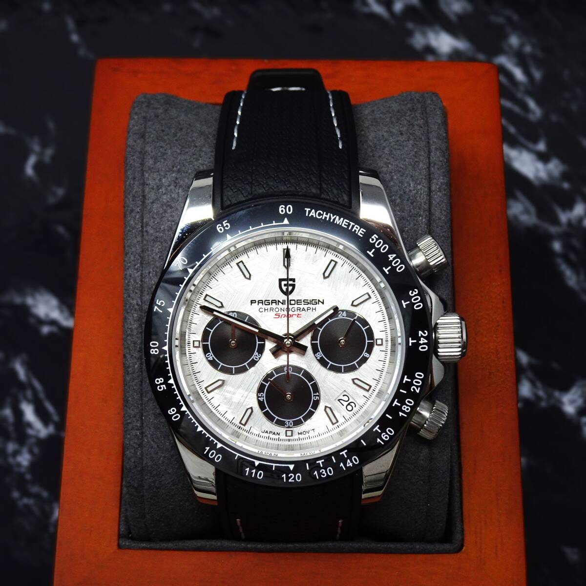 送料無料・新品・パガーニデザイン・メンズ・セイコー製VK63クロノグラフクオーツ式腕時計・オマージュウオッチ・ラバーストラップPD-1644 の画像8