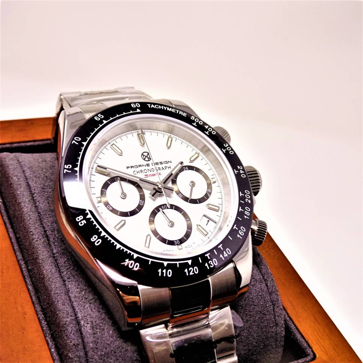 送料無料・新品・パガーニデザイン・セイコー製VK63クロノグラフ式腕時計 ・オマージュウオッチ・ステンレスモデル・ホワイト文字盤文字盤の画像2