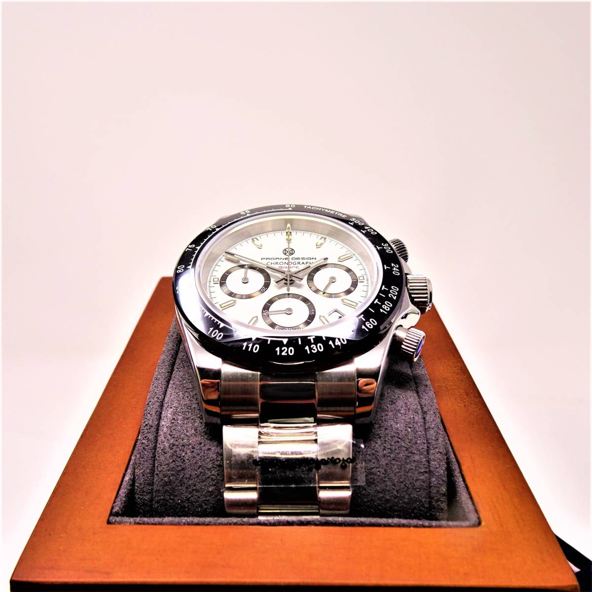 送料無料・新品・パガーニデザイン・セイコー製VK63クロノグラフ式腕時計 ・オマージュウオッチ・ステンレスモデル・ホワイト文字盤文字盤の画像3