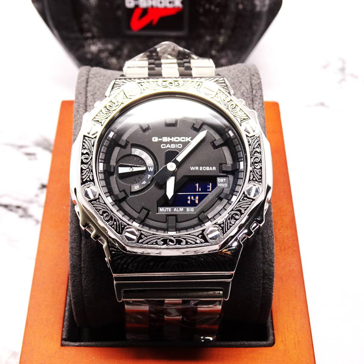 送料無料・新品・GショックCUSTOM・MADE腕時計本体付GA2100ステンレス製ベネチアン柄エンボス加工ベゼル・メタルベルト・カシオークの画像2
