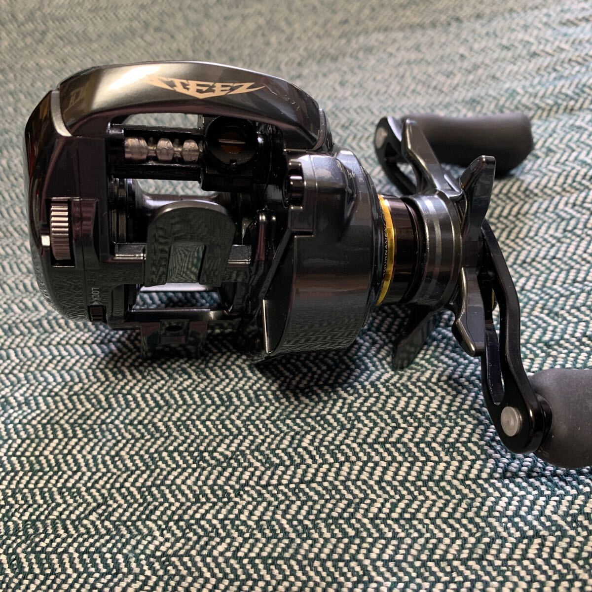 (未使用、保管品)DAIWA 19 スティーズ CT SV TW Left