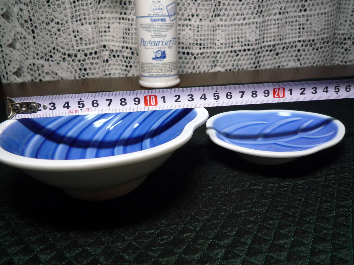 ◎深川製磁 クワァイエット シェル形器１個 葉っぱのお皿２枚の画像8
