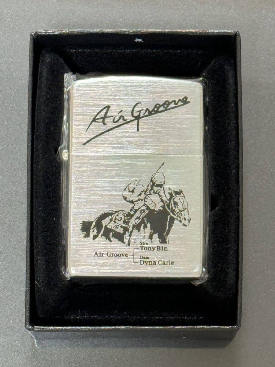 zippo 名馬 エアグルーヴ Air Groove 年代物 1997年製 年代物 競馬 デットストック ケース 保証書_画像1