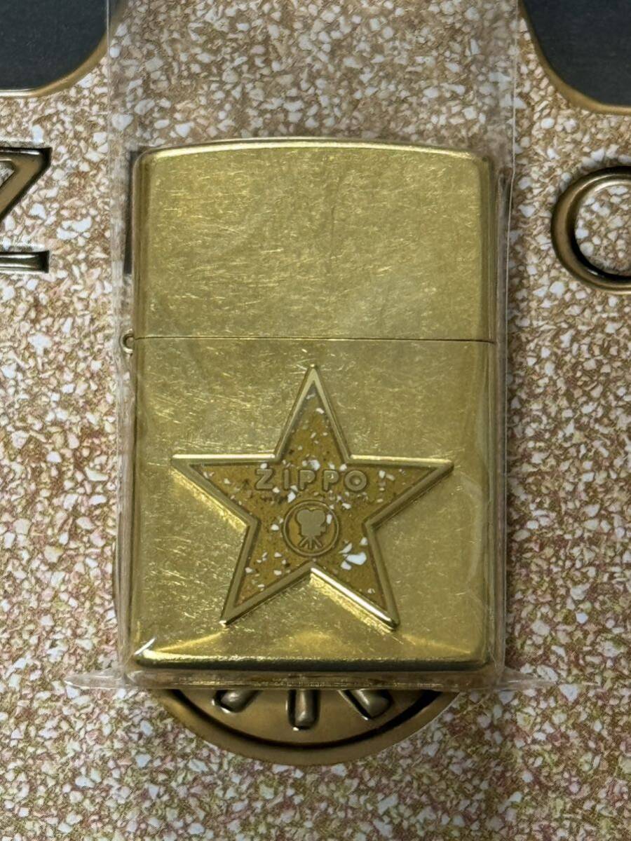 zippo Hollywood's Leading Light ハリウッド リーディング ライト 年代物 2001年製 ゴールド ダスト 特殊加工品 立体メタル GOLD DAST_画像2