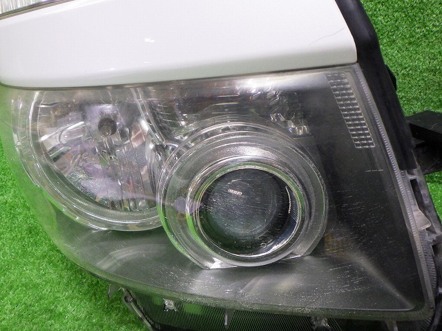 トヨタ　70系　ヴォクシー　前期　ヘッドライト左右　HID　28-203V8　240507005_画像4