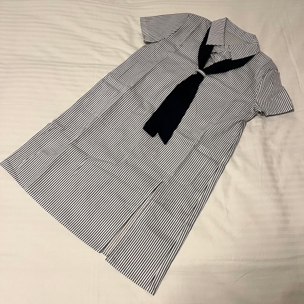 ネクタイ付 半袖 シャツワンピース 細く見える ストライプ柄 韓国で購入 