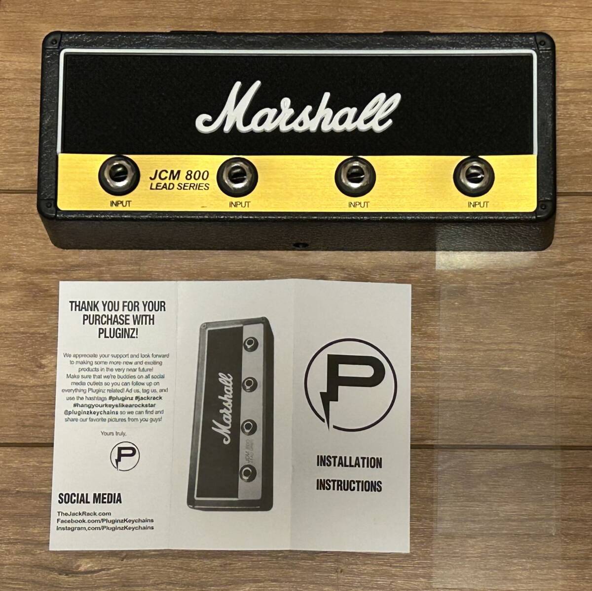 未使用☆Marshall☆マーシャル アンプ型キーハンガー+330mlビール1缶+プラグ型キーフォルダー2個セット_画像4