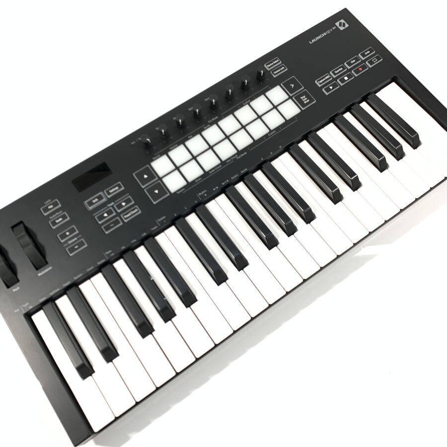 novationno beige .nLAUNCHKEY37 MIDI keyboard * operation not yet verification goods 