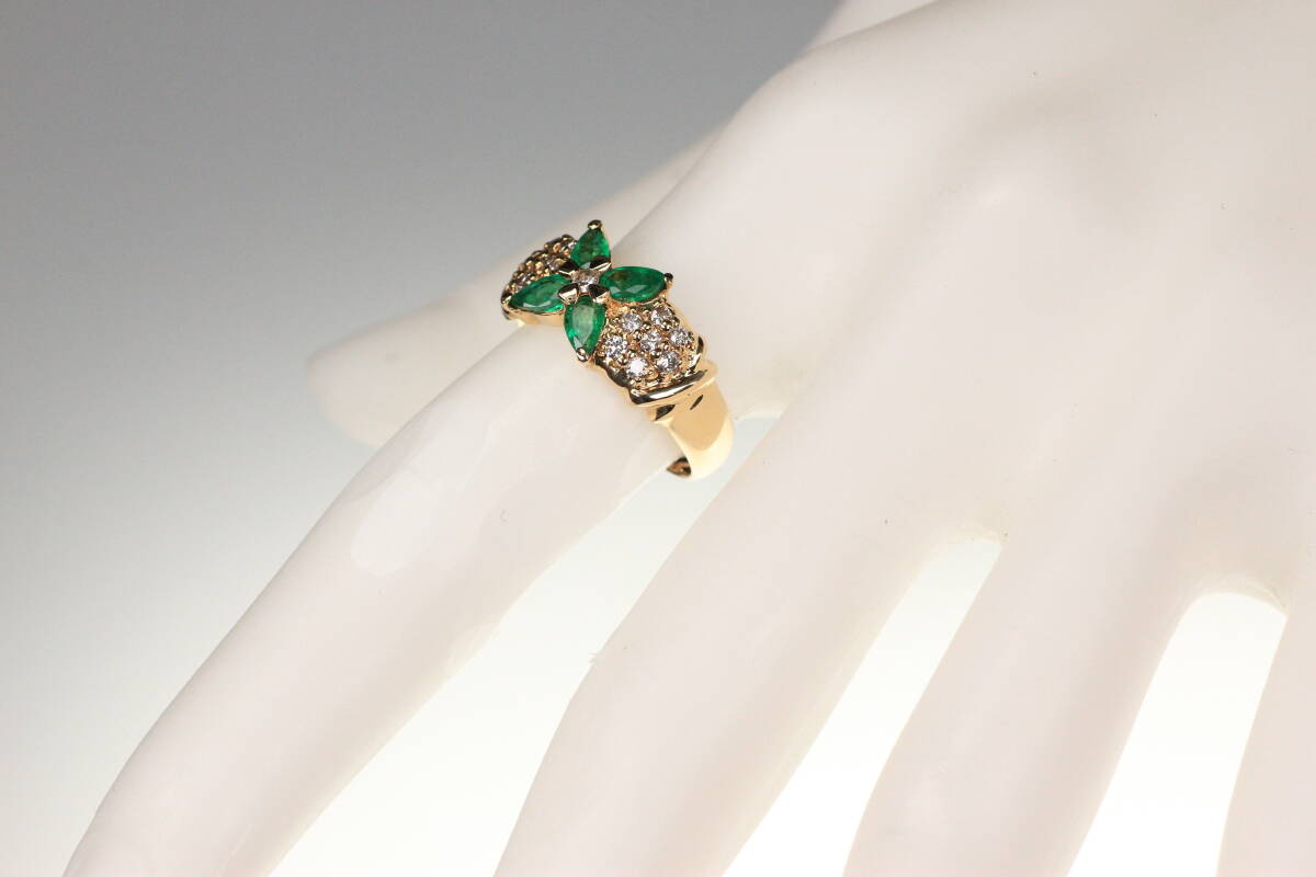 ≪Emerald≫ 豪華!! エメラルド 0.8ct ダイヤモンド 総計0.33ct K18 高級リング ダイヤ ゴールド_画像2