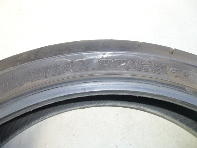 BATTLAX　BT０２３　１２０/７０R１７　１８０/５５R１７　中古！_画像5