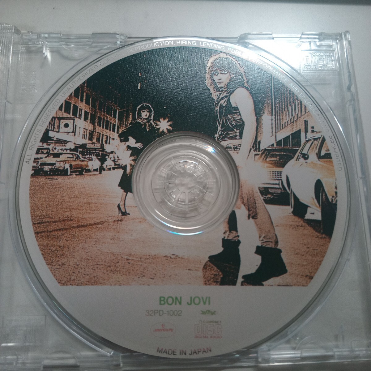 【送料無料】ピクチャーCD　ボン・ジョヴィ／夜明けのランナウェイ　32PD-1002 国内盤CD　BON JOVI_画像3