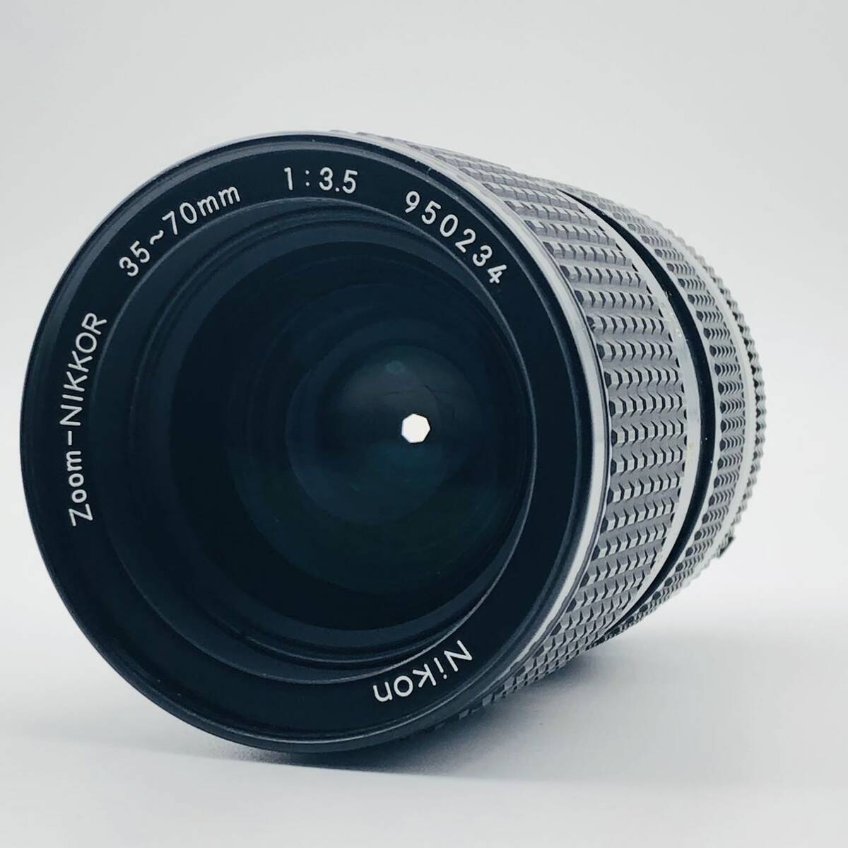 【動作品】Nikon ニコン純正 Zoom-NIKKOR 35-70mm MF 高級ズームレンズ 1:3.5 希少_画像1