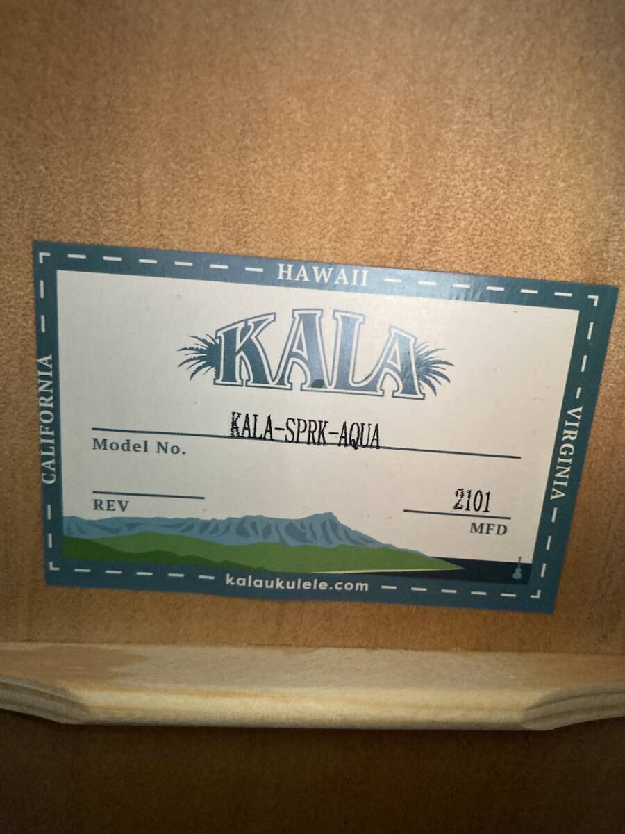 UH*( used )KALA concert Sparkle Series KA-SPRK-AQUA original gig bag attached 