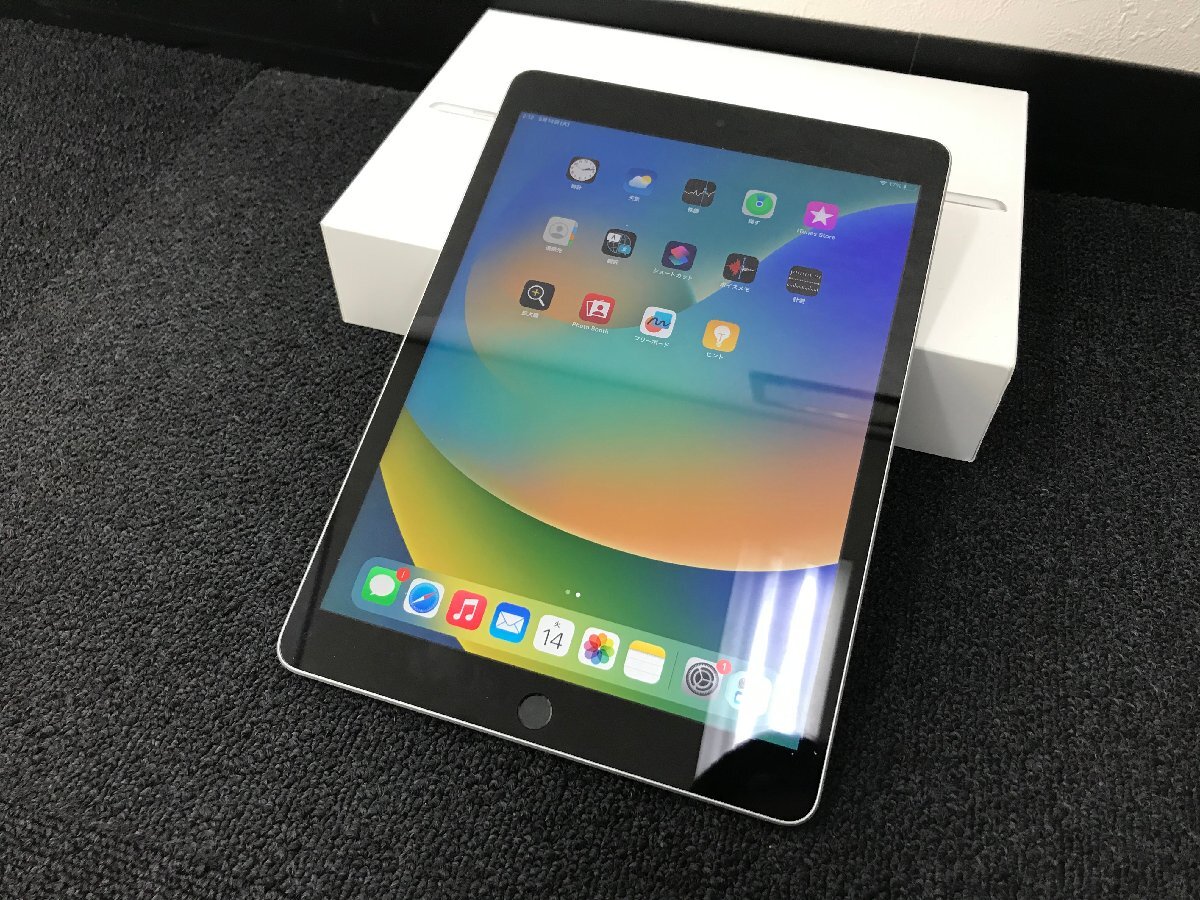 ☆　SIMフリー iPad 第9世代 64GB MK2L3J/A 限定保証あり　☆_画像1