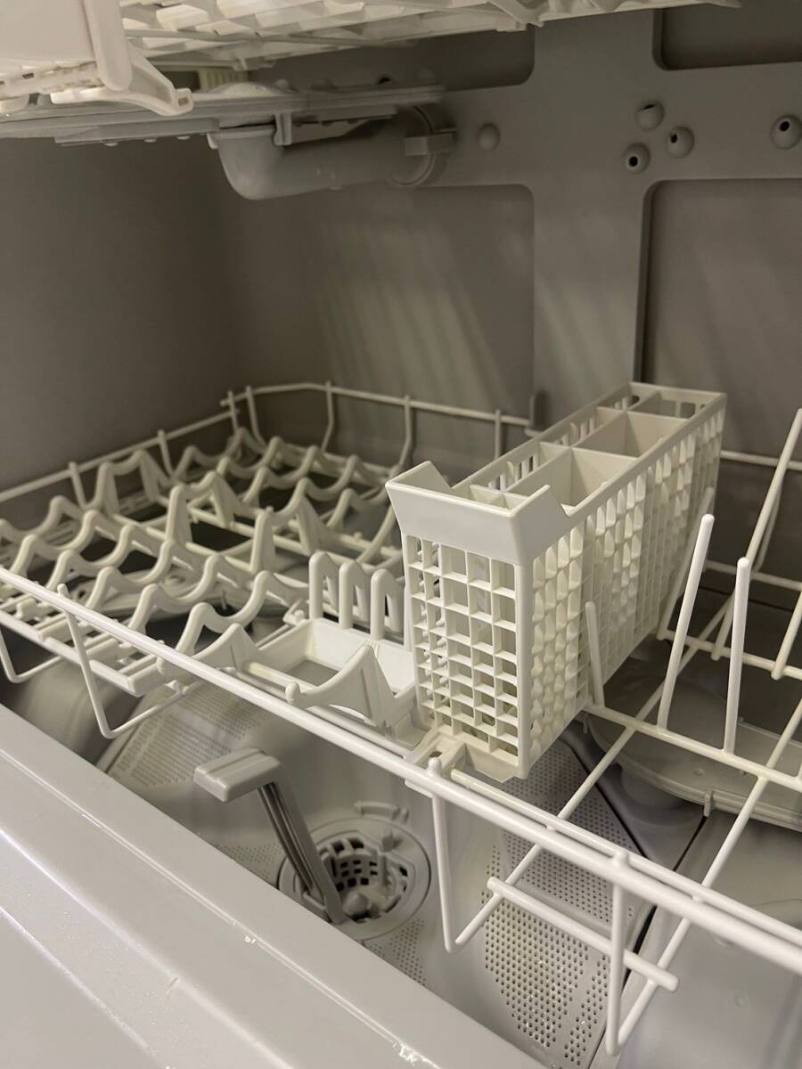 【1円スタート！動作確認済み！】NP-TA3-W パナソニック 食器洗い乾燥機 NP-TA3-W 2019年製 5人用 40点 食洗機/TH24051813-A_画像4
