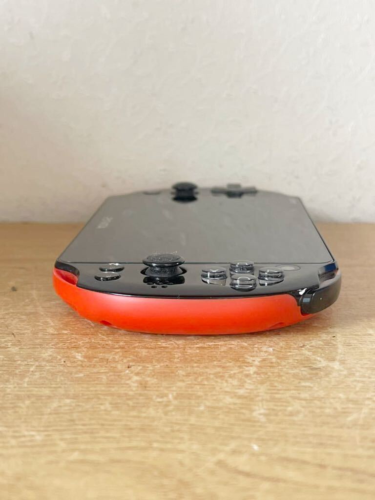 【ジャンク】中古SONY PSVITA PCH-2000本体のみ　動作未確認　現状渡し_画像6