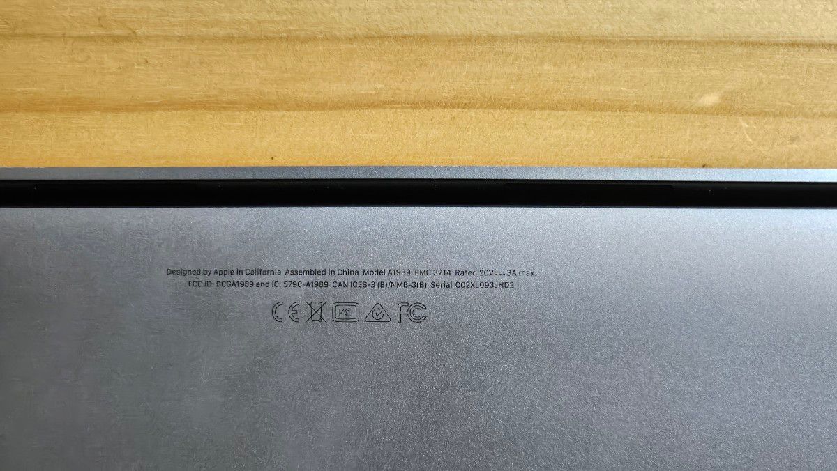 MacBook Pro A1989 13-inch 2018 SSD512GB メモリ16GB 極美品  本体のみ 使用回数少