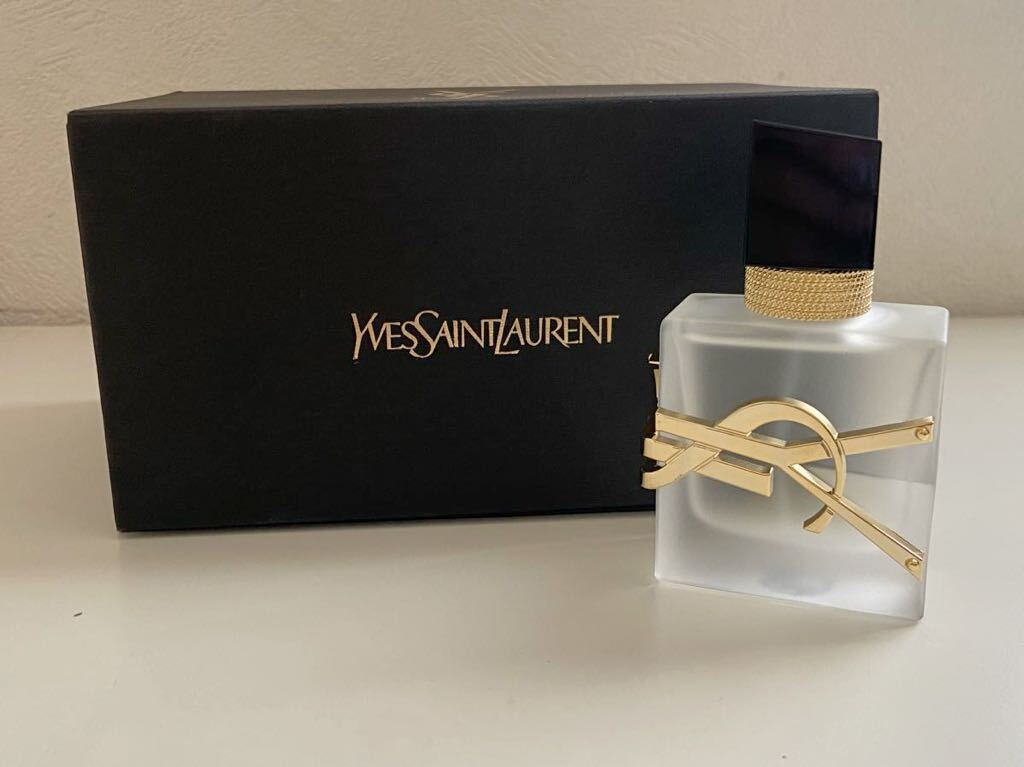 B4E642◆新品同様◆ イヴ サンローラン YVES SAINT LAURENT リブレ ヘアミスト ヘア用香水 30ml_画像1