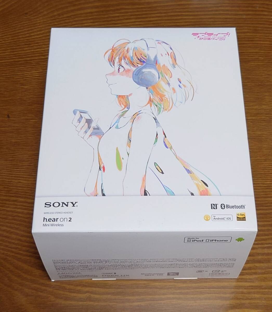 SONY ウォークマンAシリーズ ＆ h.ear on 2 Mini Wireless 『ラブライブ！サンシャイン!!』Edition 中古状態良好_画像3