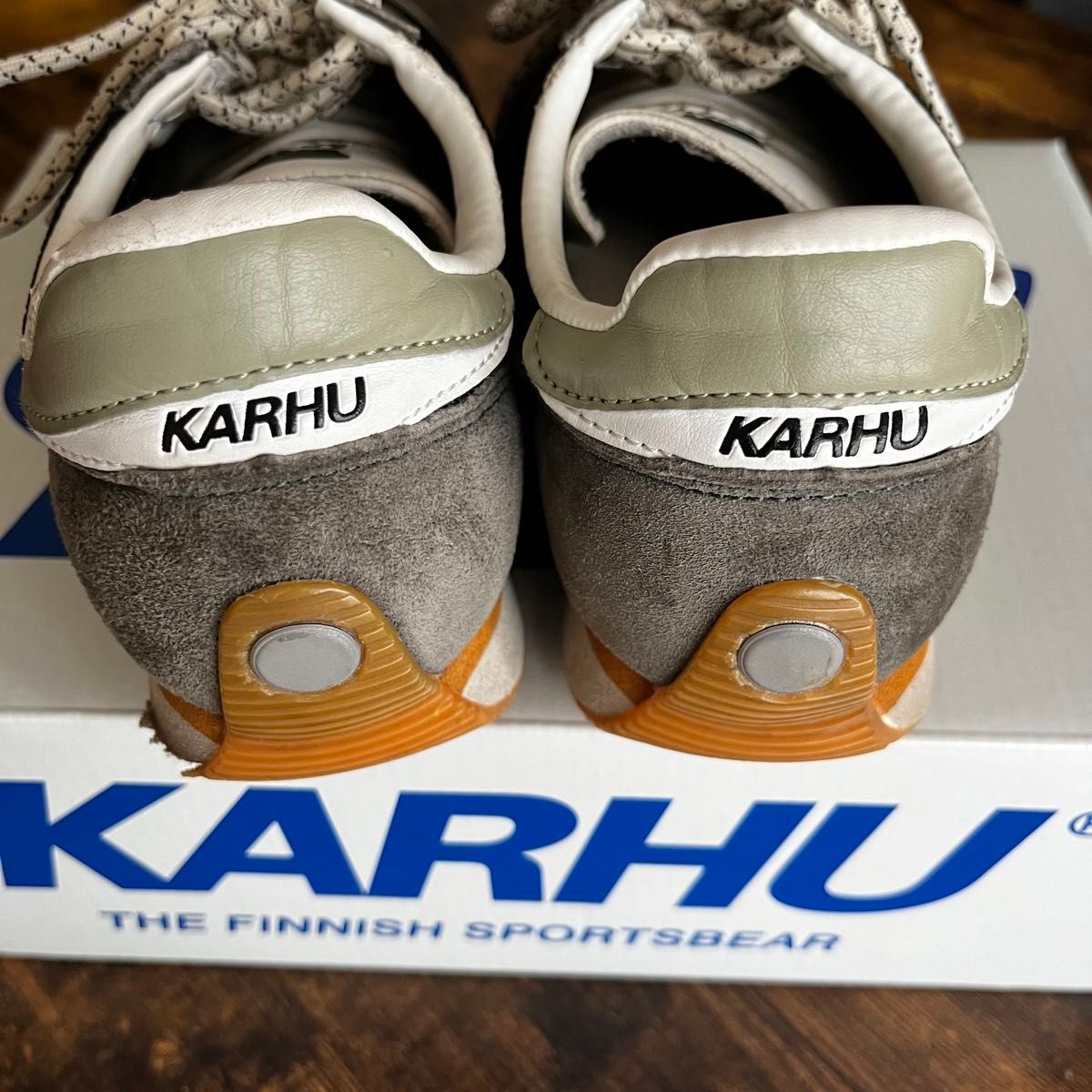 【値下げ】KARHU(カルフ) MESTARI US5 KH805052