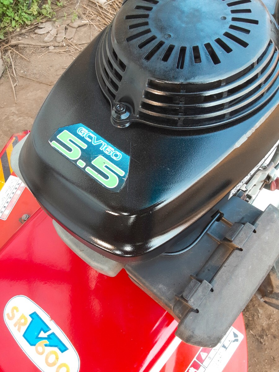 山形 自走式歩行草刈り機 SATO SRV600 ホンダ 5.5馬力 動作品 刈刃交換済み ロータリーモア オーレック 草刈機 共立の画像4