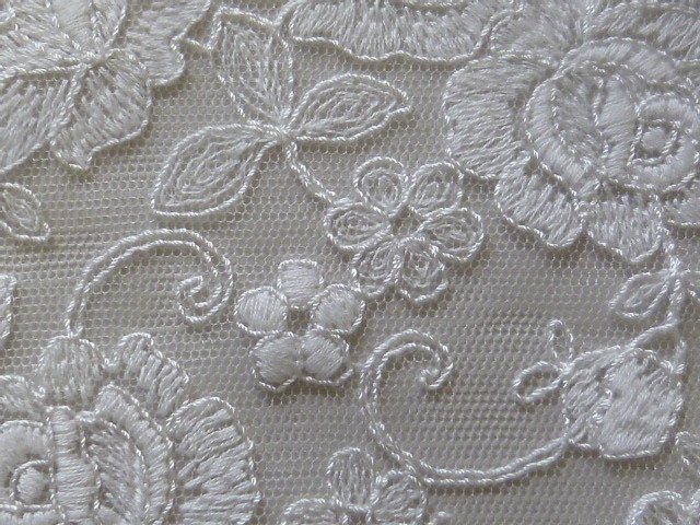 *681665 rayon / nylon delicate .embro Ida relay s motif lovely . floral print white color 1 sheets 