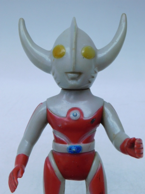 * месяц 0641 подлинная вещь bruma.k Ultraman Ultra. . Ultra . sofvi примерно 16. средний размер иен . Pro 12404261