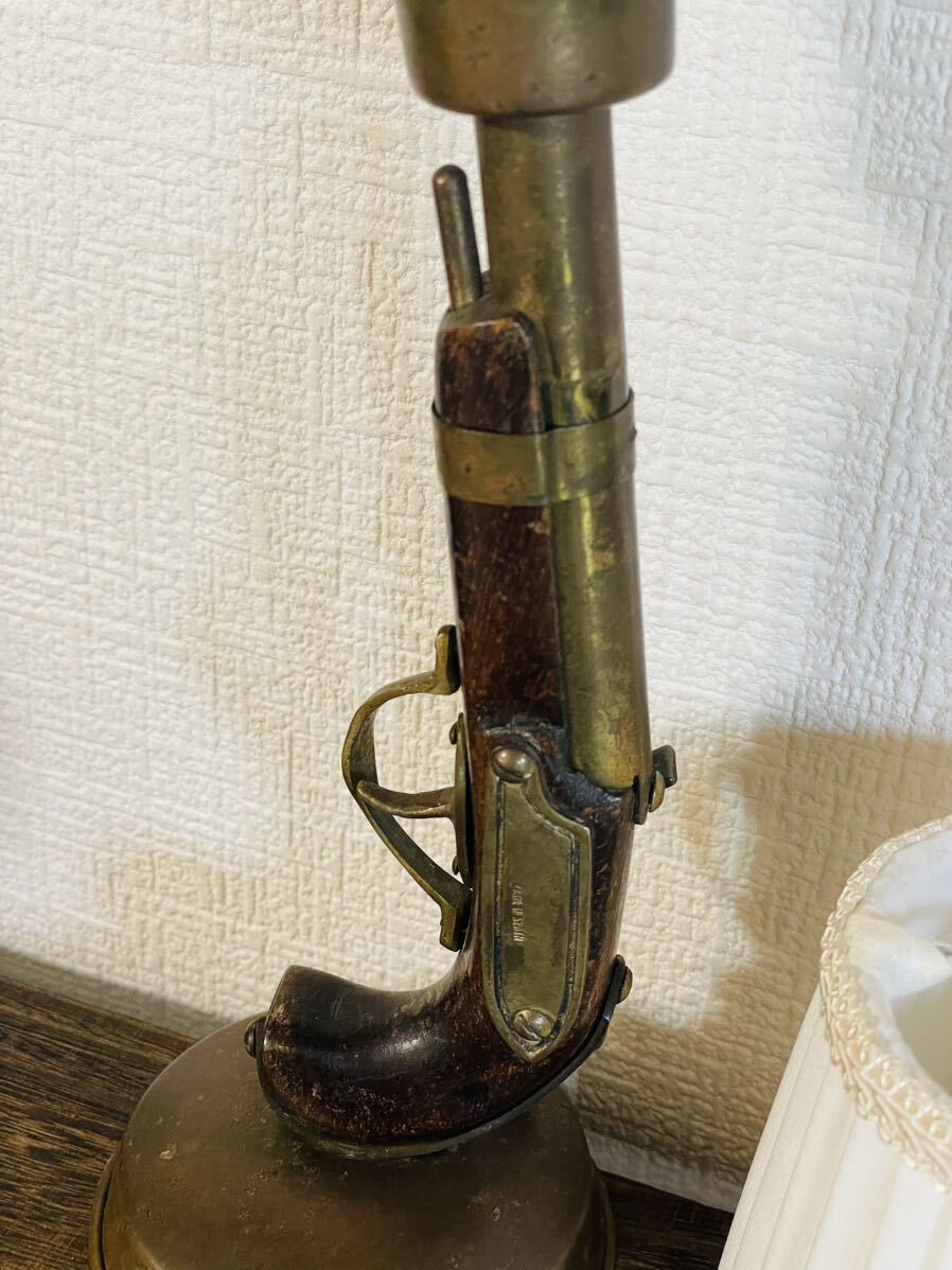 古式銃　ナポレオン銃　made in SPAIN ハンドガン テーブルランプ Gun 卓上ランプ ベッドサイドランプ pistol ビンテージランプ　現状品_画像3