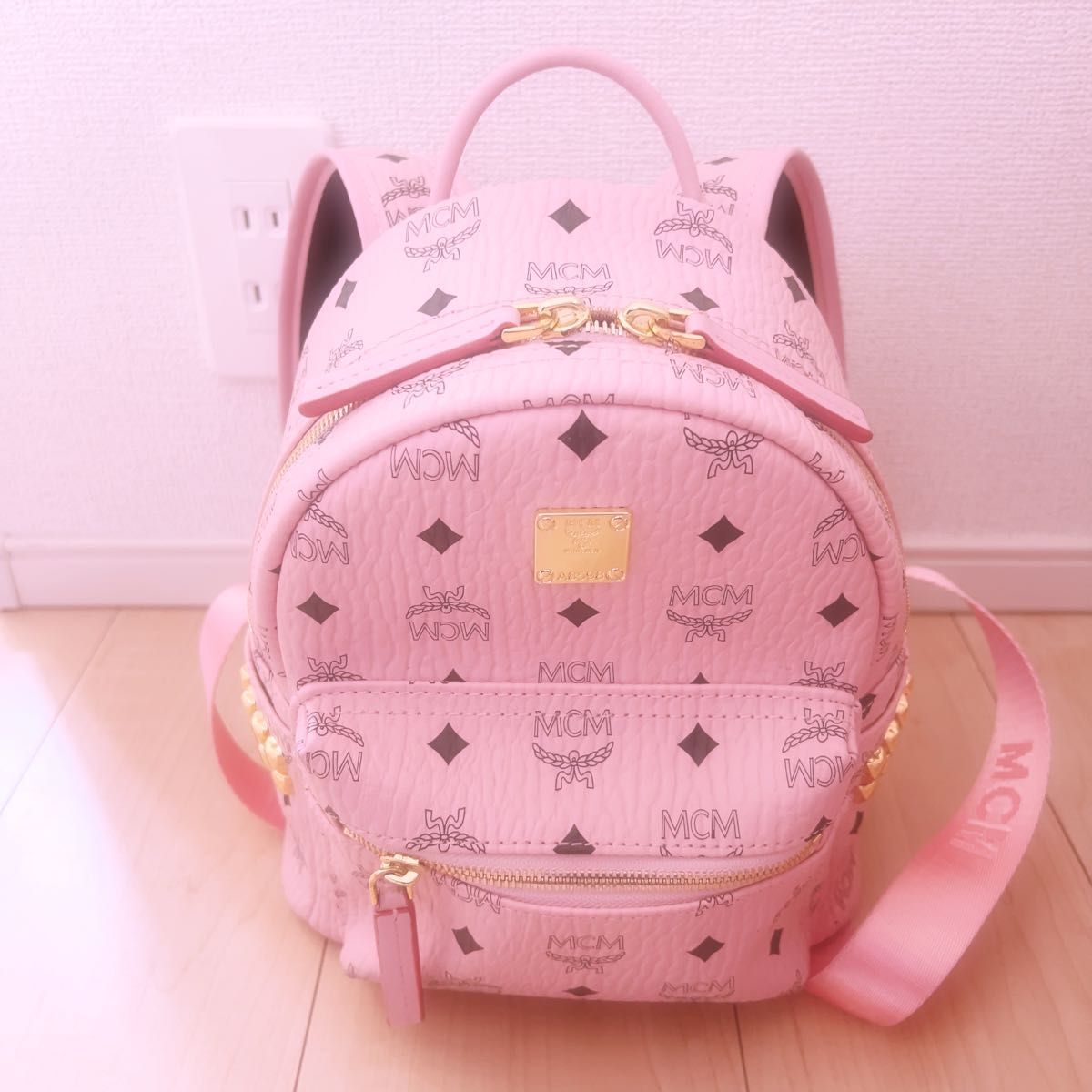 MCM エムシーエム ヴィセトス サイドスタッズ リュック スモール MCM エムシーエム ヴィセトス サイドスタッズ リュック スモール