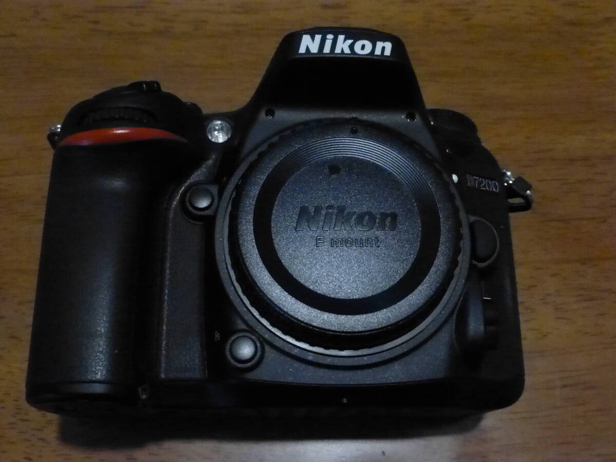 Nikon D7200 デジタル一眼レフカメラ VR KIT 中古美品_画像2