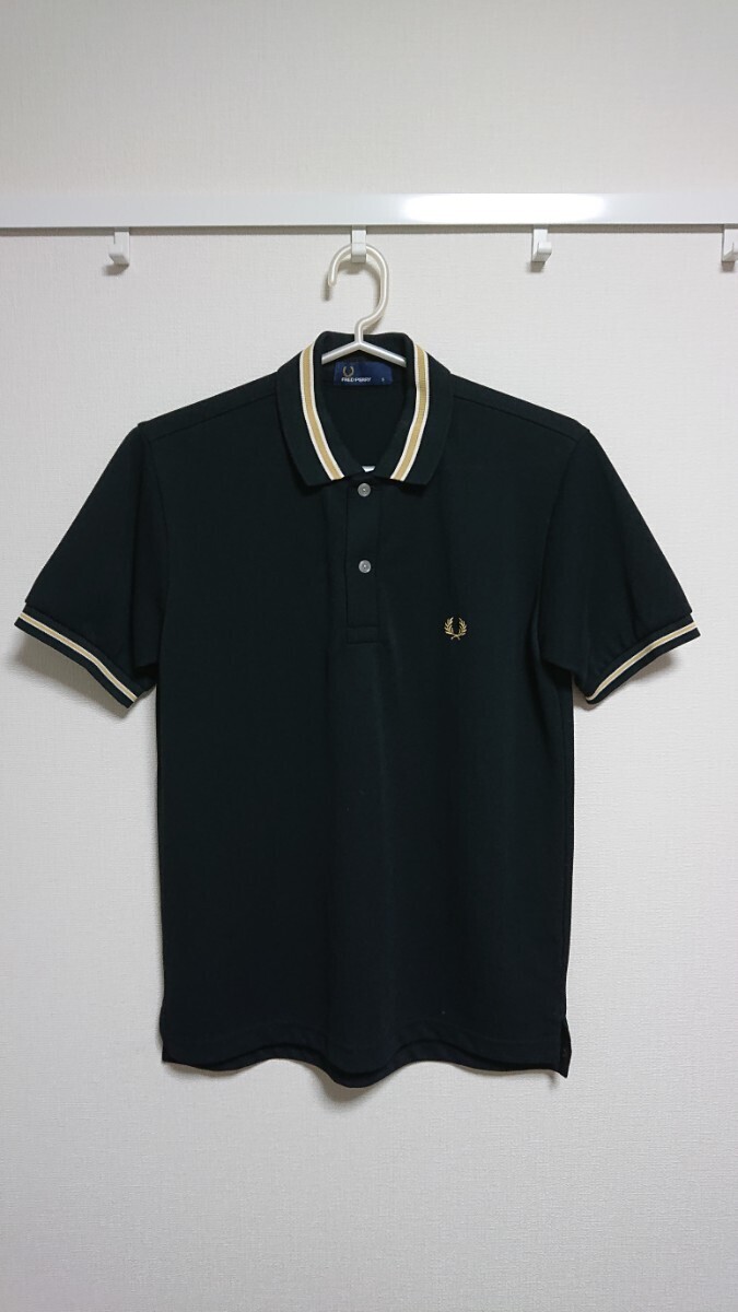 FRED PERRY ポロシャツ F1688 サイズs ブラック_画像1