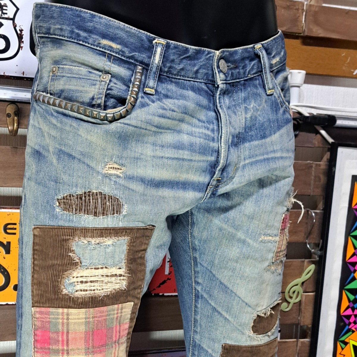 大きなサイズ！　HYSTERIC GLAMOUR ヒステリックグラマー　CCR加工　セルビッチ　スタッズ　デニム　ジーンズ　34インチ_画像2