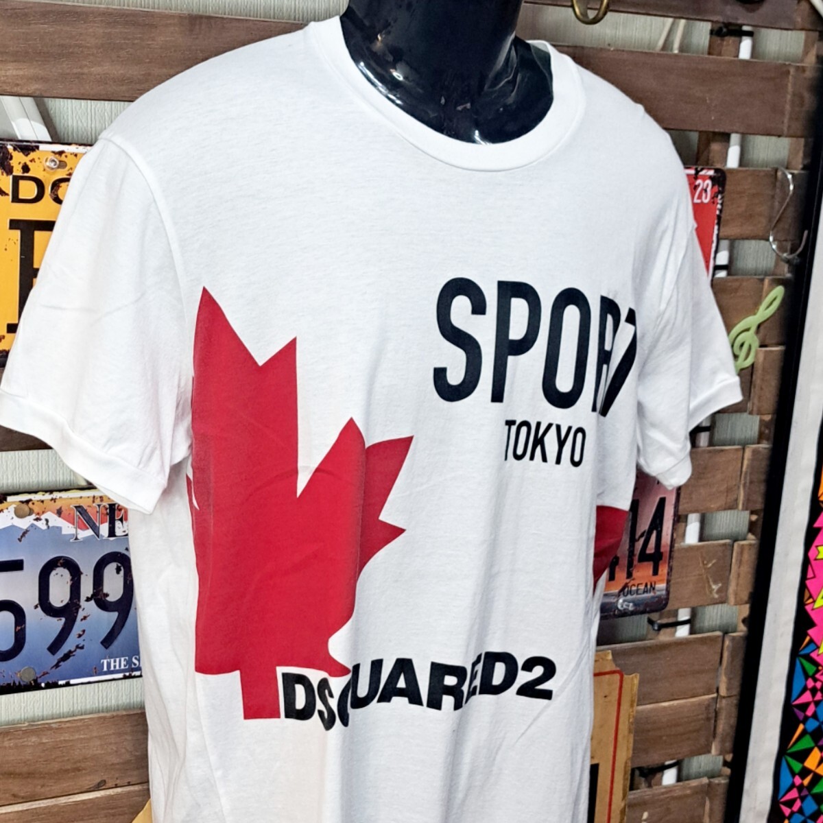 大きなサイズ！　Dsquared2　ディースクエアード　ロゴプリント　半袖Tシャツ　XL ホワイト_画像3