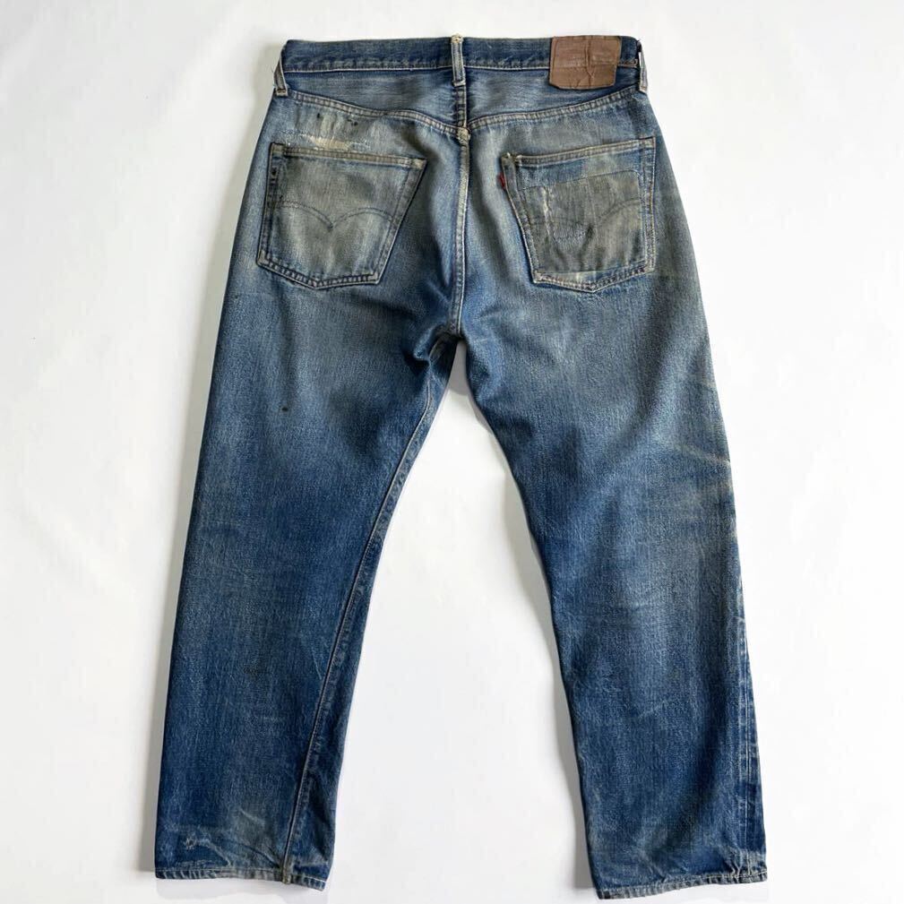 美色♪66前期 70s USA製 Levis 501 W34L30 オリジナル ビンテージ リーバイス 501 66前期 ゴールデンサイズ ヒゲ ハチノス リペア_画像2