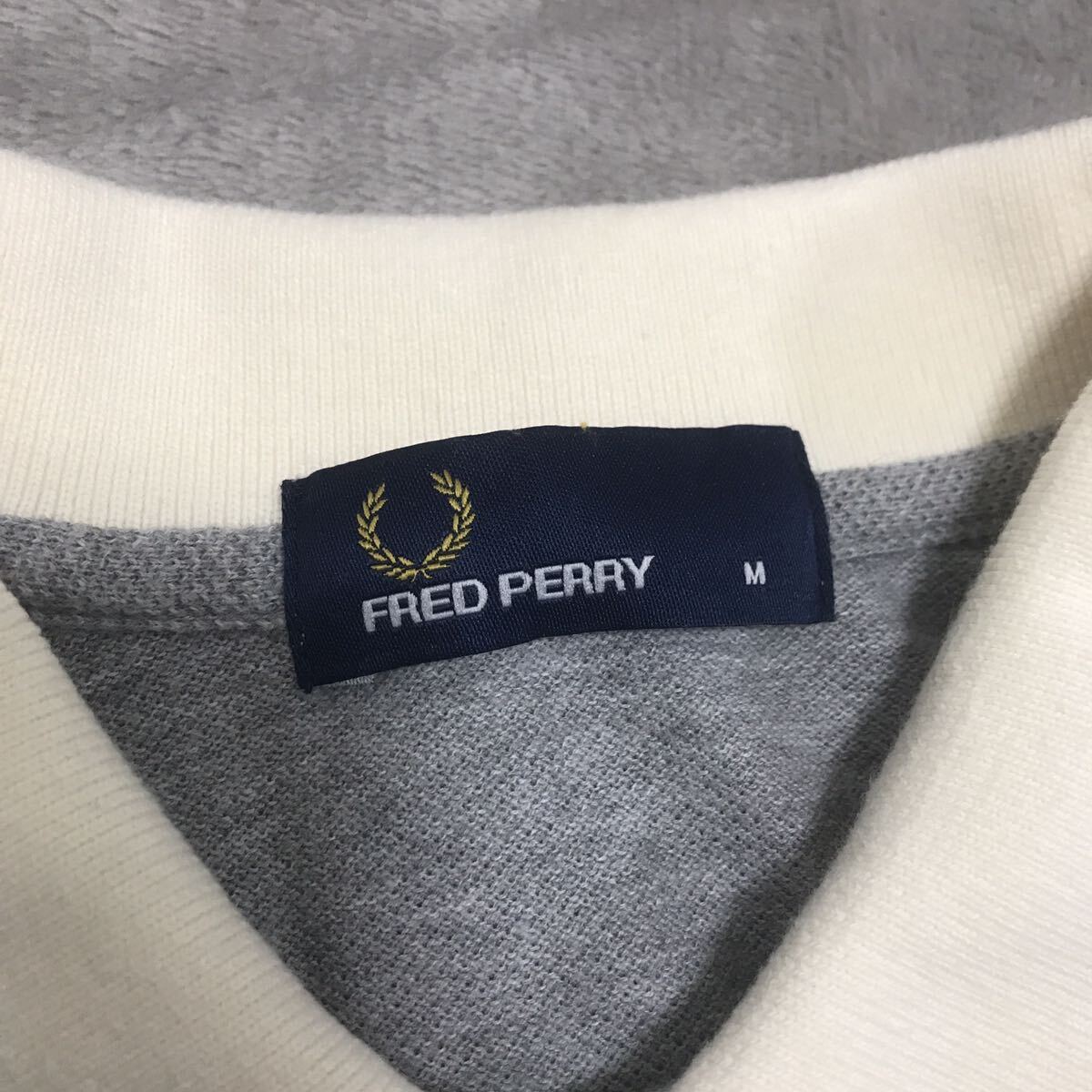 FRED PERRY フレッドペリー ポロシャツ 半袖ポロシャツ メンズ Mサイズ グレー 美品_画像3
