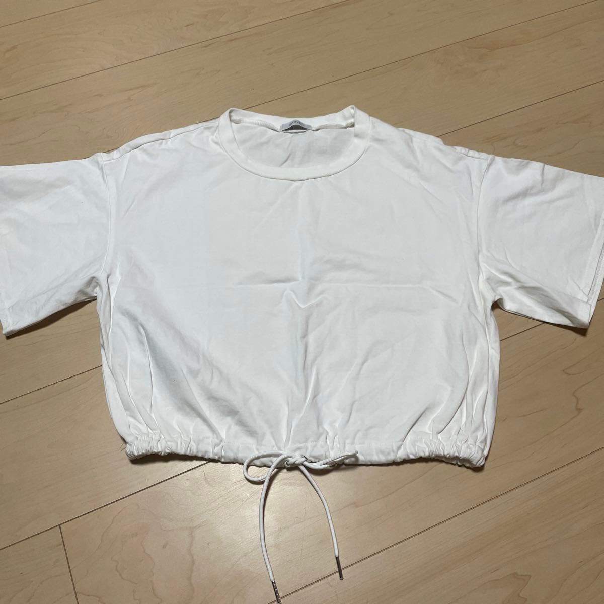 2PINK 裾ギャザー 紐リボン 絞りデザイン ショート丈 半袖Tシャツ 白 Lサイズ Tシャツ 半袖