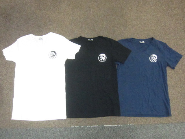 ディーゼル　VネックTシャツ　3枚セット　メンズM XL相当 白黒紺　半袖カットソー　半袖シャツ　ロゴTシャツ 半袖ウエア ティーシャツ05040_画像1