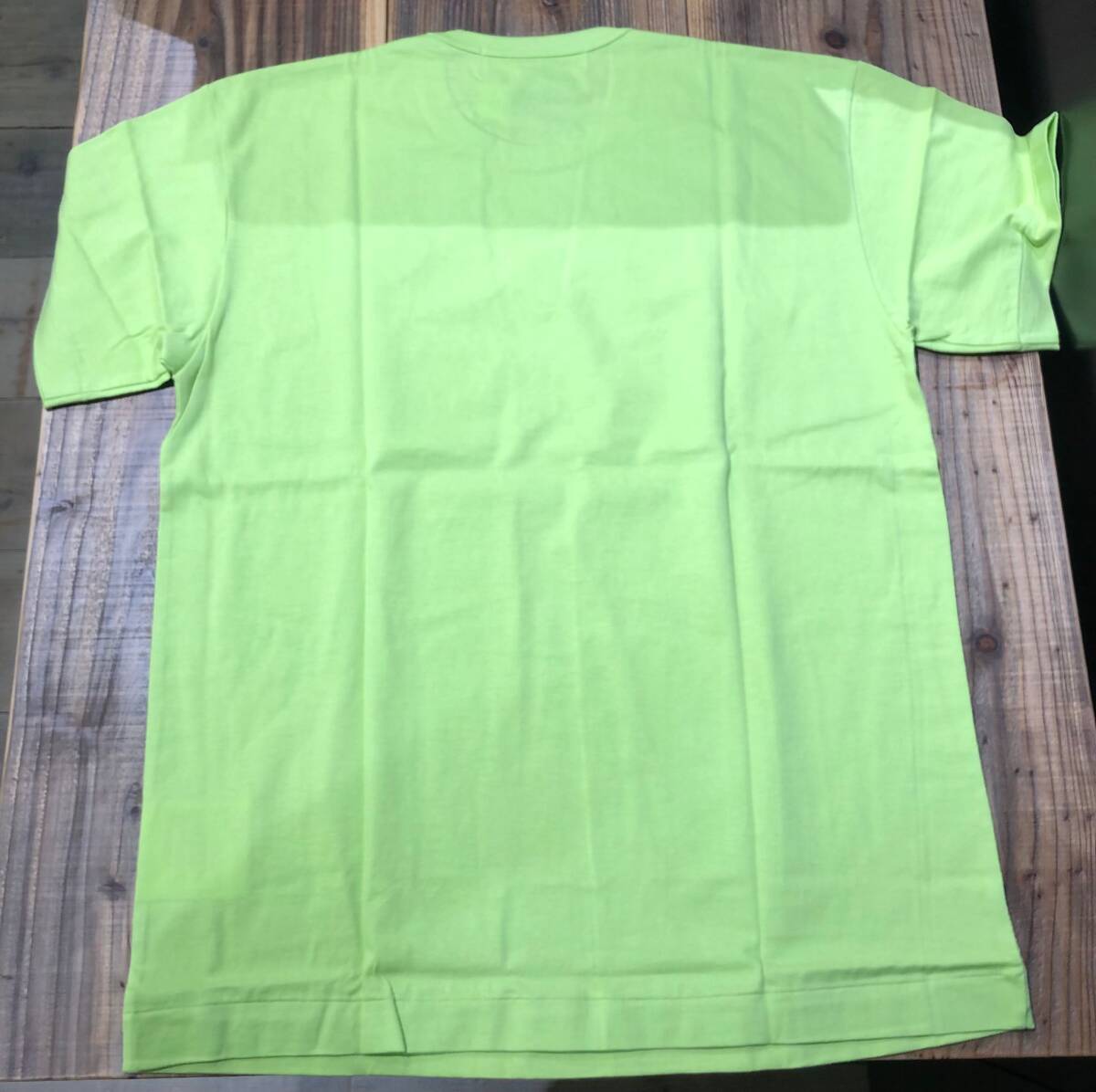COMME des GARCONS PLAY　黄緑Tシャツ　メンズXLサイズ　AZ-T272-2
