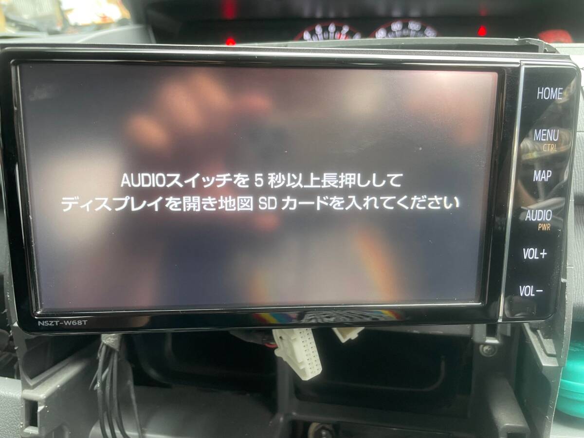 トヨタ純正ナビ NSZT-W68T 地図SDカード無 トヨタ純正ナビ NSZT-W68T 地図SDカード無